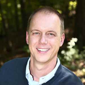 Portrait of Dr. Jerry Opthof